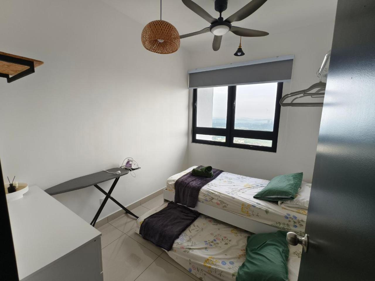 The Moon Homestay At Putrajaya Extérieur photo