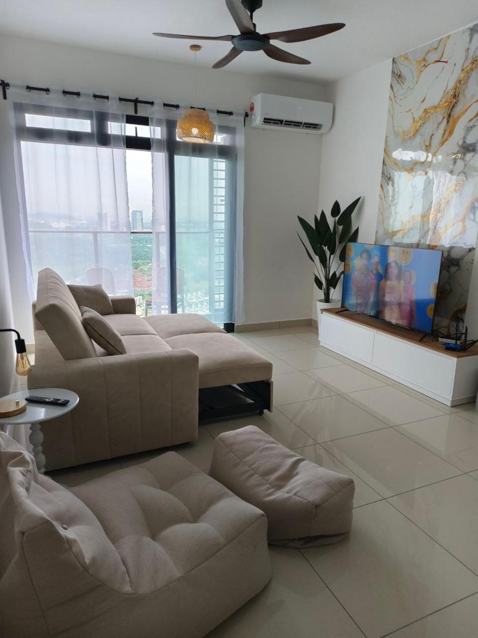 The Moon Homestay At Putrajaya Extérieur photo