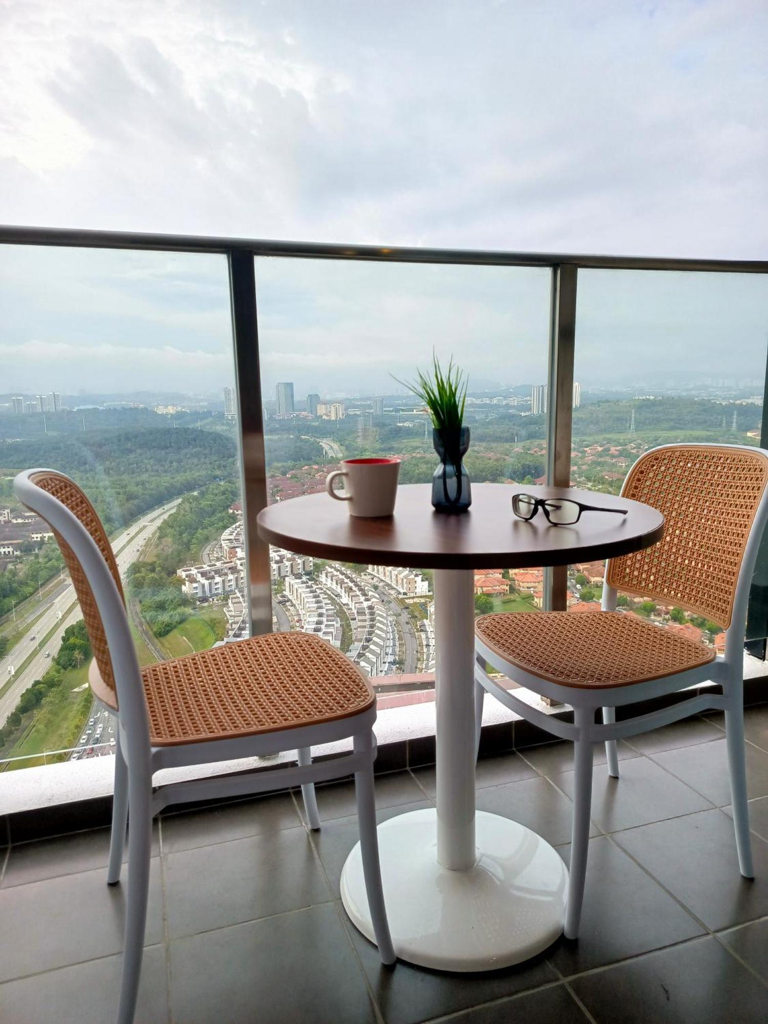 The Moon Homestay At Putrajaya Extérieur photo